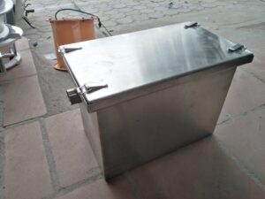 có nên mua thùng lọc mỡ giá rẻ