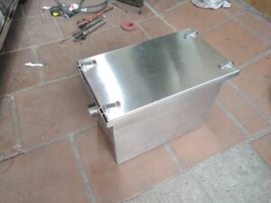 kinh nghiệm mua bẫy mỡ inox tại Hà Nội