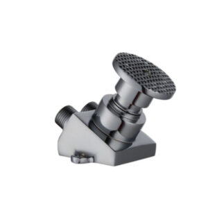 vòi nước đạp chân