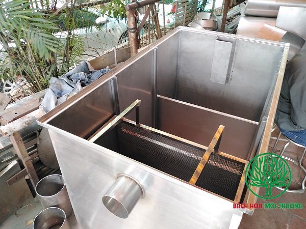 Bể tách mỡ 1000L công nghiệp